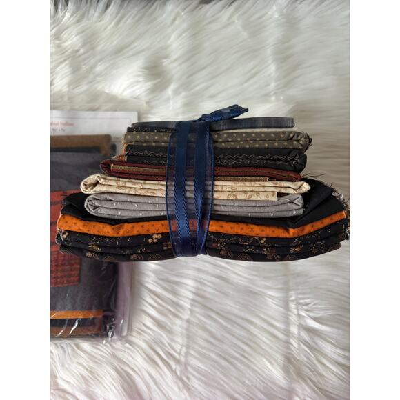 Thimblecreek Quilts Ichabod Hollow Pattern w/ Quilting Pieces and Applique 56x56 - Picture 4 of 5